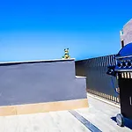 Penthouse With Stunning Views And Pool