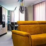 Penthouse With Stunning Views And Pool Sliema