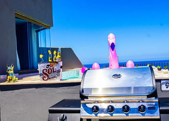 Heated Pool Penthouse With Stunning Views *