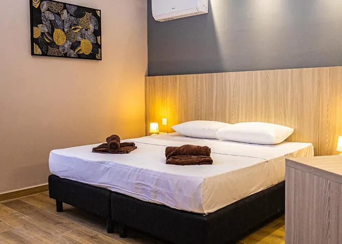 Heated Pool Penthouse With Stunning Views Apartment