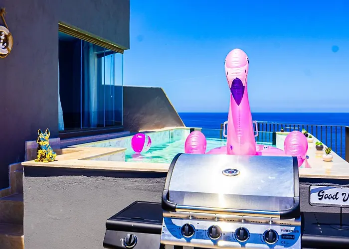 Heated Pool Penthouse With Stunning Views Apartment *